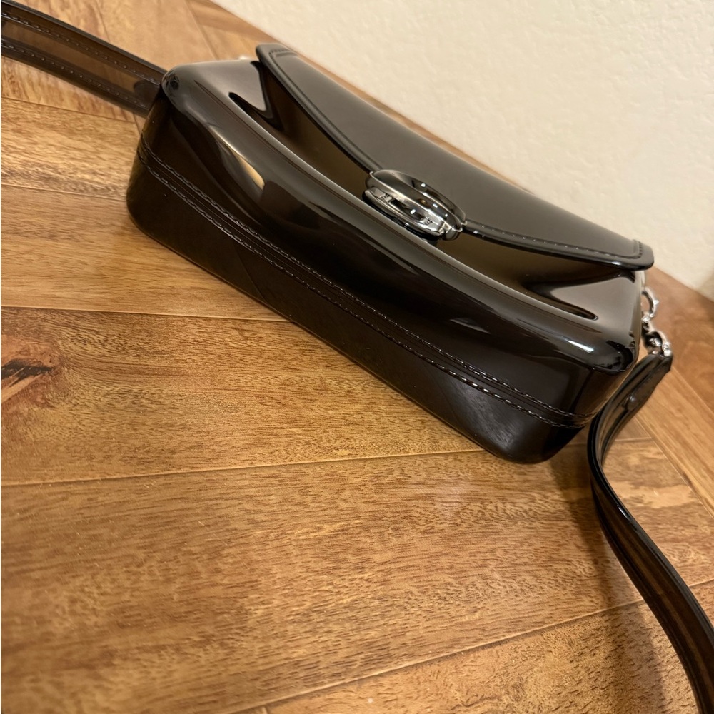 Jelly Tabby Shoulder Bag - Picture 8 of 15